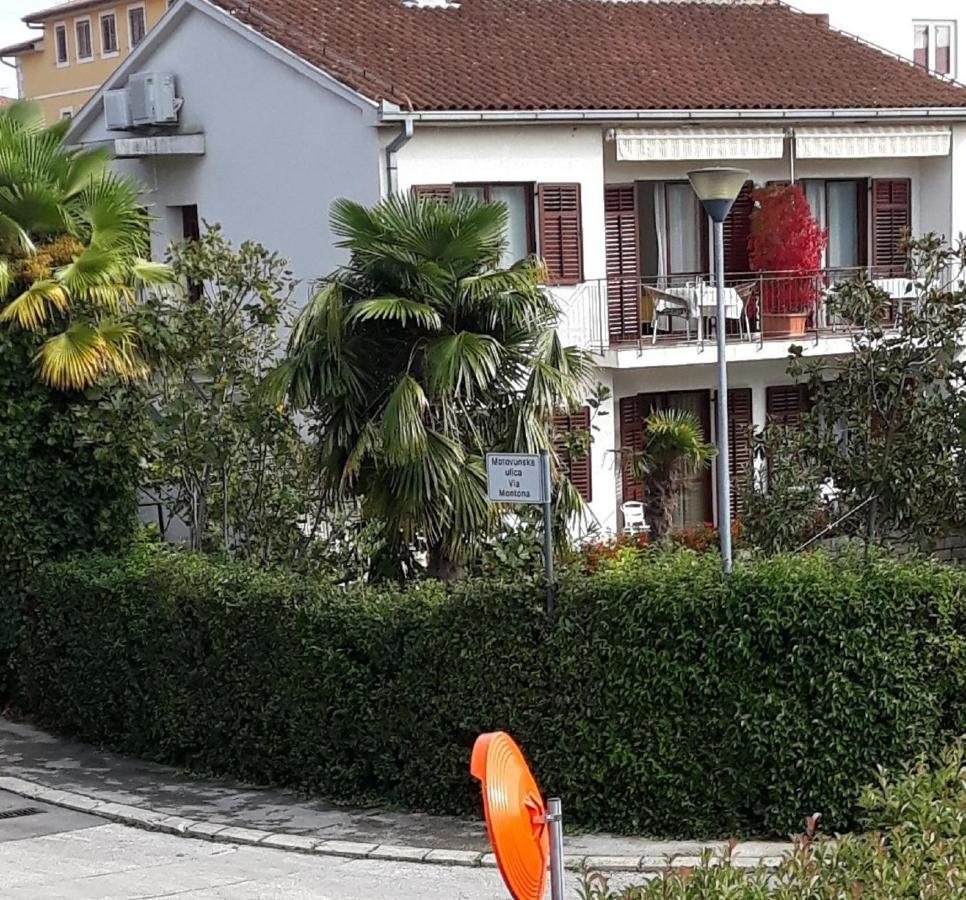 Apartments Katja Porec Esterno foto