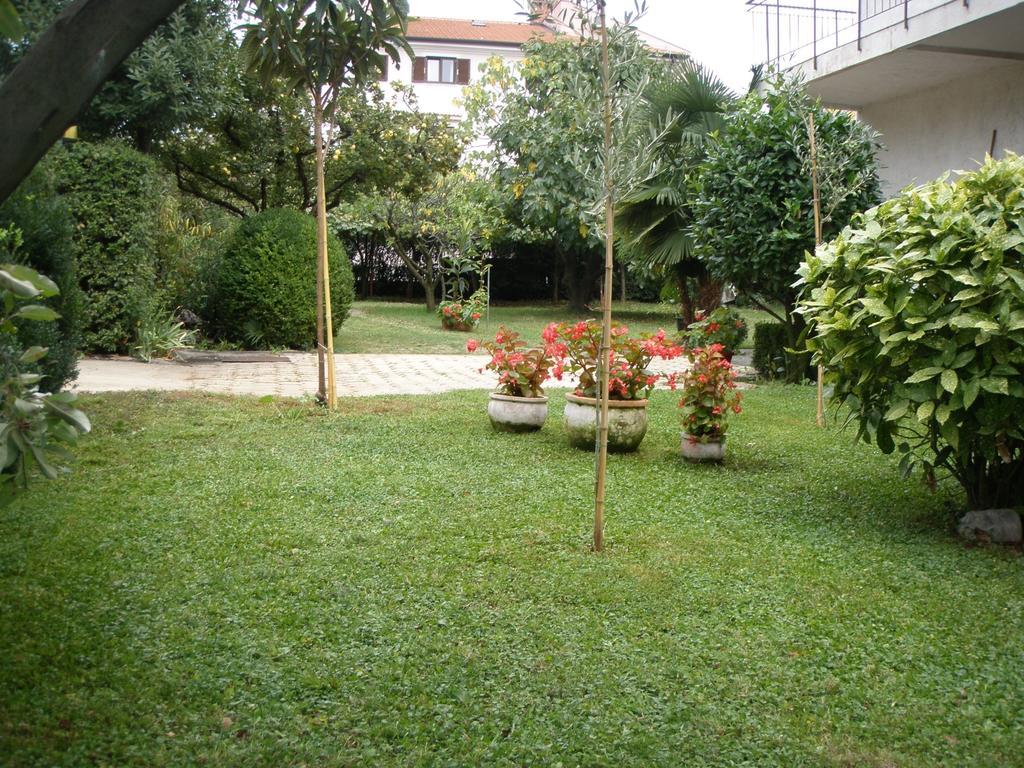 Apartments Katja Porec Esterno foto