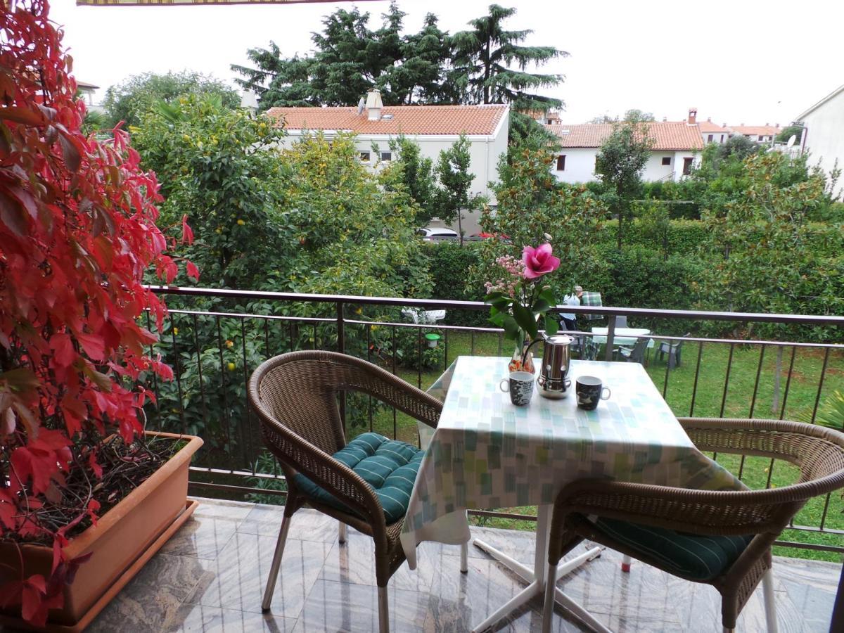 Apartments Katja Porec Esterno foto