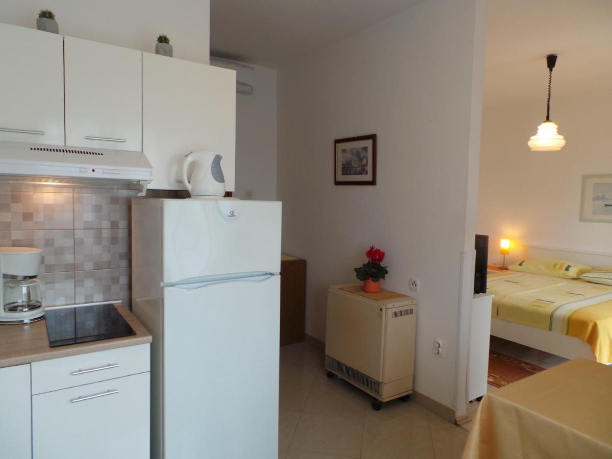 Apartments Katja Porec Esterno foto
